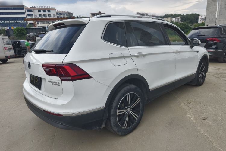 Used Volkswagen Tiguan L 2019 330TSI Automatic Two-Wheel Drive Panoramic Comfort Edition China VI Standard
