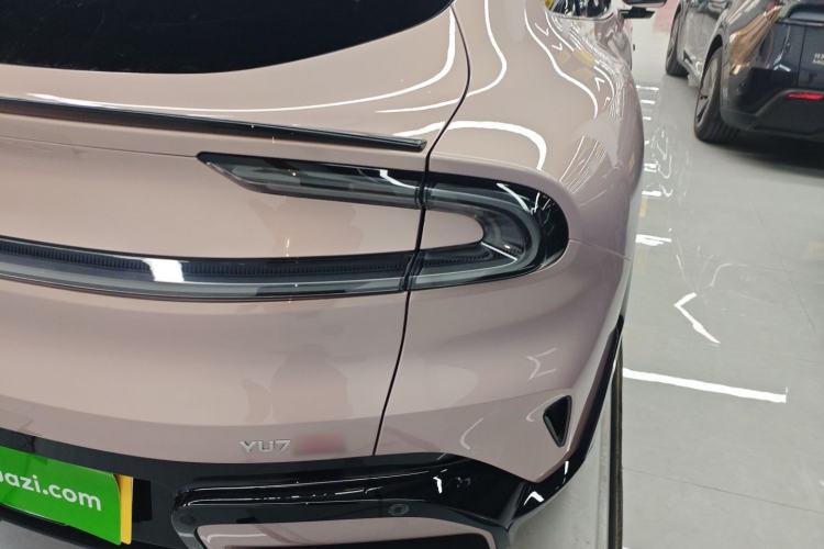 Used  YU7 2025 Ultra-Long Range High-Performance All-Wheel-Drive Max Edition