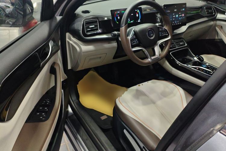 Used BYD Qin PLUS 2023 Champion Edition EV 510KM Leading Model
