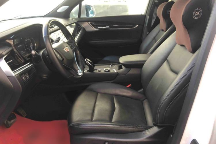 Used Cadillac XT6 2022 2.0T Six-Seater Four-Wheel Drive Luxury Version
