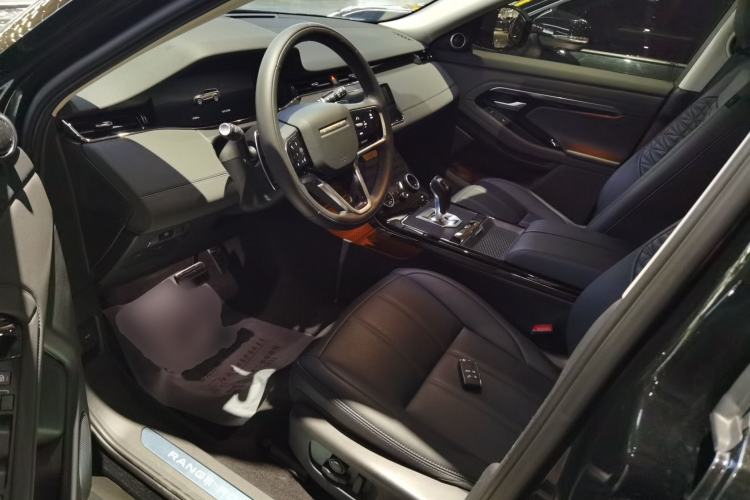 Used Land Rover Range Rover Evoque 2023 Aurora L 249 PS Luxury Edition