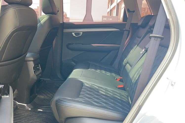 Used Wuling Asta 2022 2.0L DHT Electric-Speed Version
