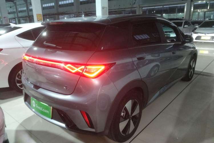 Used BYD Dolphin 2023 420 km Fashion Edition
