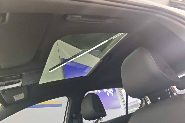 Used Volkswagen Golf 2023 Facelift 280TSI DSG R-Line Lite
