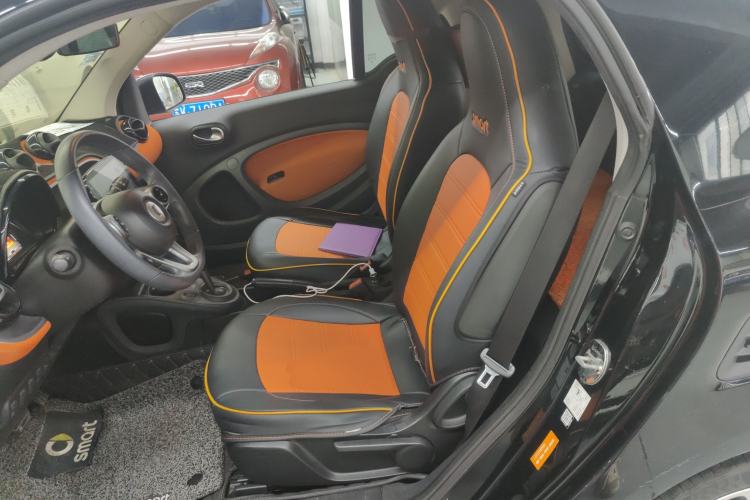 Used  fortwo 2015 1.0L 52 kW Hardtop Passion Edition
