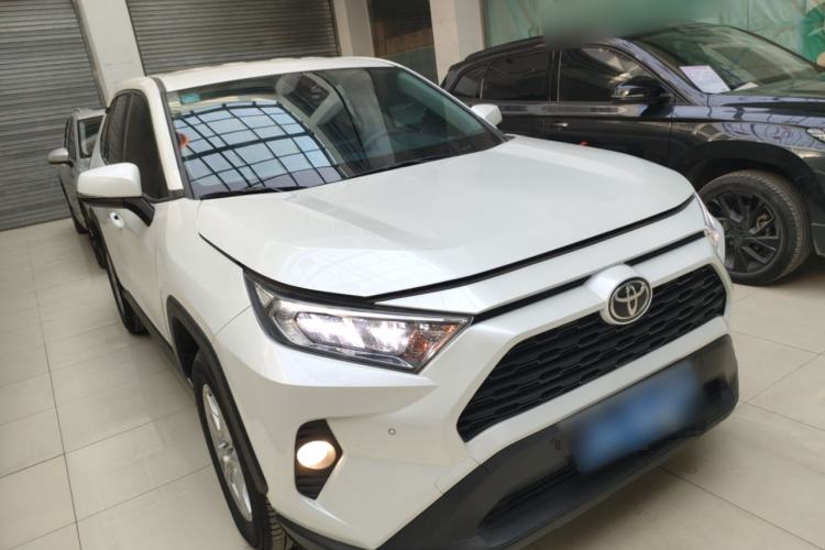 Used Toyota RAV4 2022 2.0L CVT Two-Wheel Drive Urban Edition
