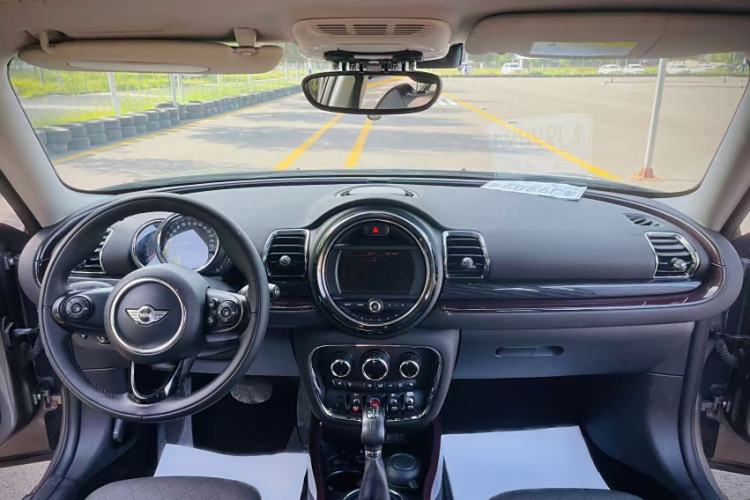 Used  Clubman 2016 Revised Version 1.5T COOPER Connoisseur Edition
