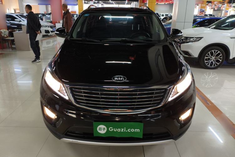 Used Kia Sportage R 2015 2.0L Automatic Two-Wheel Drive DLX Model