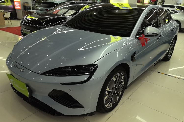 Used BYD Seal 2022 550 km Standard Range Rear-Wheel Drive Prestige Version
