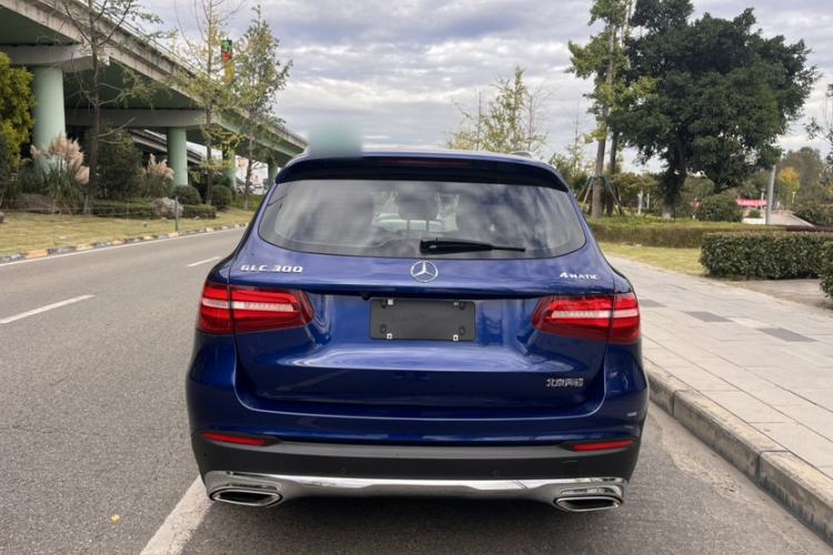 Used Mercedes-Benz GLC 2016 GLC 300 4MATIC Dynamic Model
