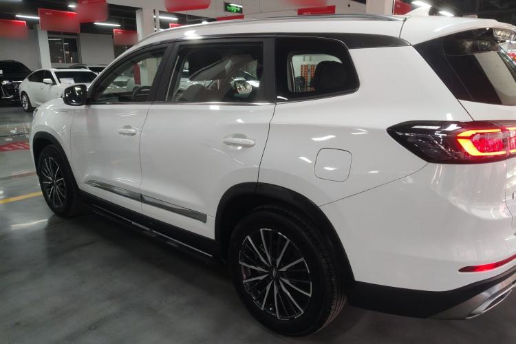 Used Chery Tiggo 8 PLUS Kunpeng e+ 2022 PHEV 1.5T WindStyle e+
