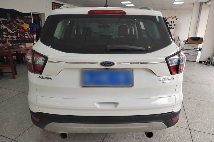 Used Ford Kuga 2018 EcoBoost 180 Two-Wheel-Drive Platinum Edition
