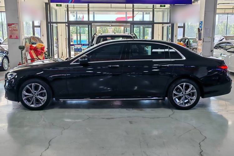 Used Mercedes-Benz E-Class 2022 Second Facelift E 300 L Sporty and Stylish Edition
