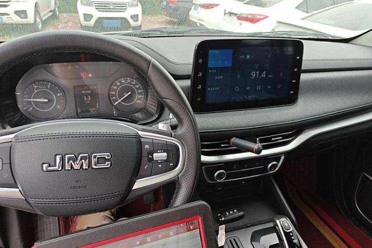 Used JMC Yuhu 7 2022 2.0T Automatic Diesel 4x4 Comfort Edition Standard Wheelbase