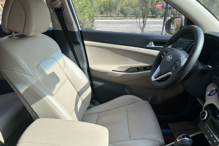 Used Hyundai Tucson 2015 1.6T Dual-Clutch Two-Wheel-Drive Smart Model