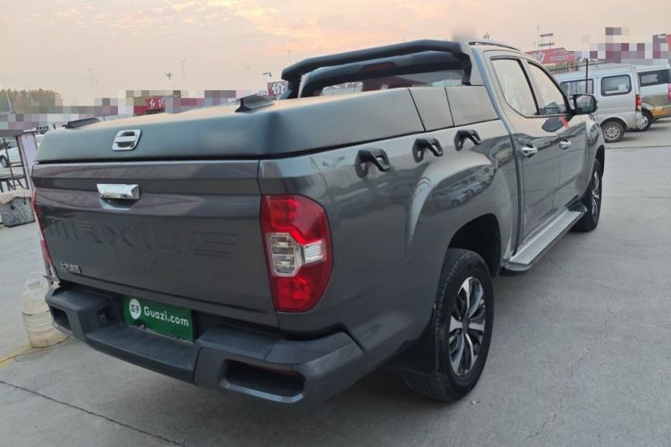 Used SAIC MAXUS T70 2021 2.0T Diesel Automatic Two-Wheel Drive Elite Version with Long Bed and High Ground Clearance
