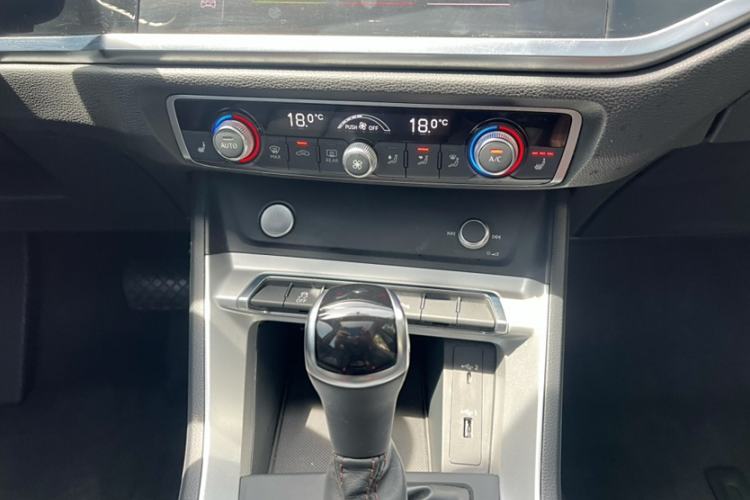 Used Audi Q3 2020 35 TFSI Fashionable and Elegant Model
