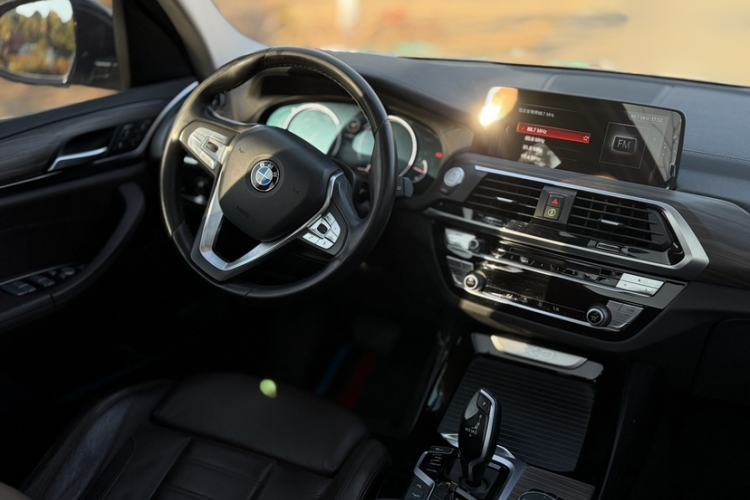 Used BMW X3 2018 xDrive28i Luxury Package China VI Emission Standard