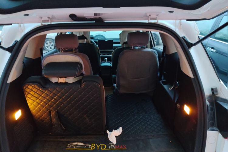 Used BYD Song MAX 2019 1.5T Automatic Smart Connect ZhiLian RuiDong 6-Seater China V Standard
