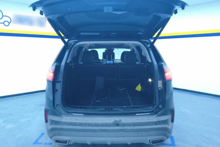 Used Ford Edge 2021 PLUS EcoBoost 245 Two-Wheel-Drive Titanium 7-Seater
