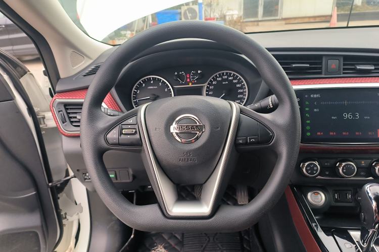 Used Nissan Lannia 2016 1.6L CVT Smart Cool Edition
