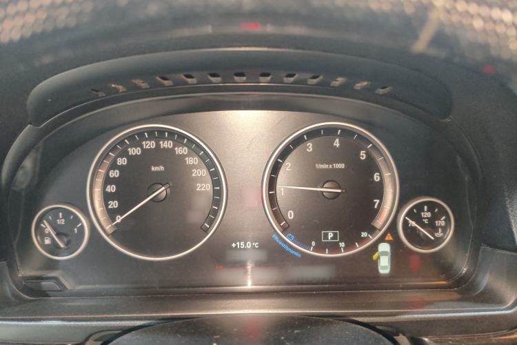 Used BMW 5 Series 2014 525Li Luxury Design Package
