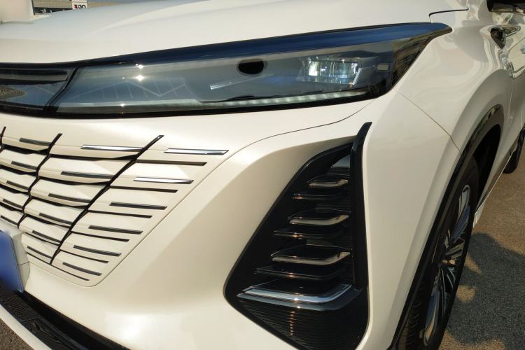 Used Changan CS75 PLUS 2024 3rd Generation Champion Edition 1.5T Intelligent Drive Dynamic Model
