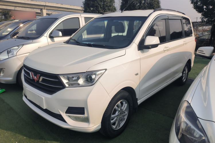 Used Wuling Hongguang 2019 1.5L S Comfort Edition China VI LAR