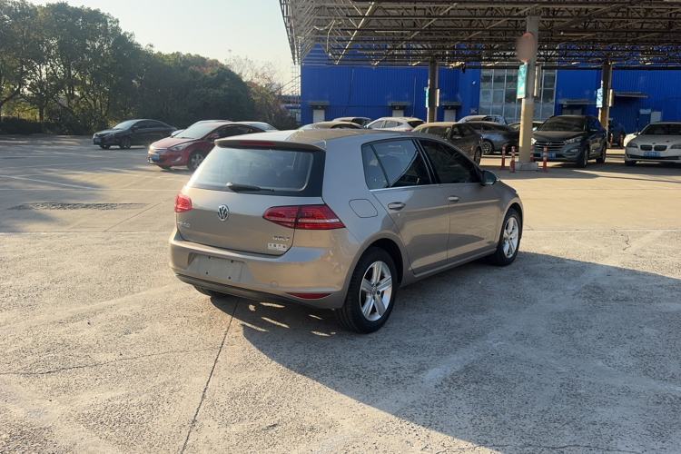 Used Volkswagen Golf 2016 1.6L Automatic Comfort Model
