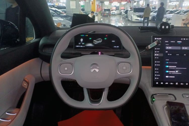 Used Nio ES6 2024 75 kWh
