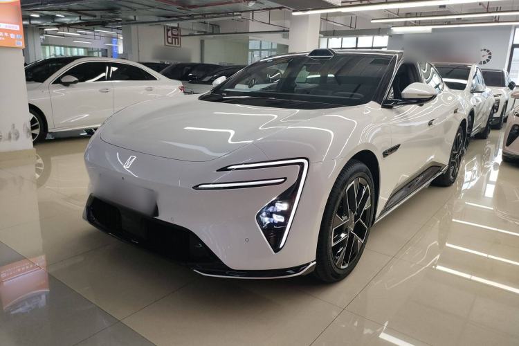 Used  06 2025 Max All-Electric Version
