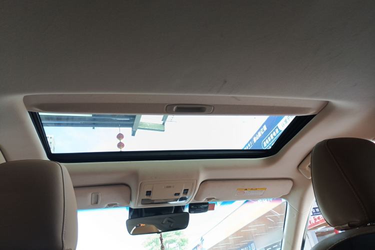 Used Lexus ES 2015 300h Comfort Edition
