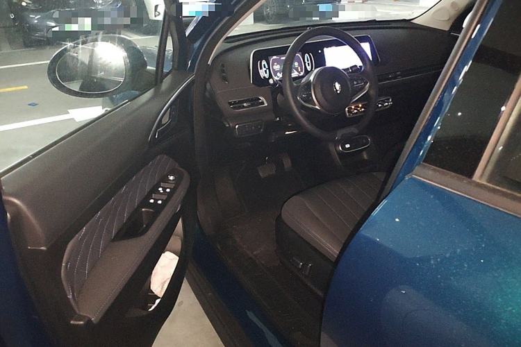 Used ORA Good Cat 2023 401 km Standard Range Comfort Version Lithium Iron Phosphate
