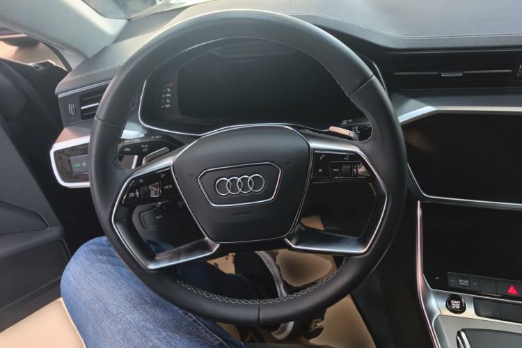 Used Audi A7L 2022 45 TFSI S-line Dream-Building Edition
