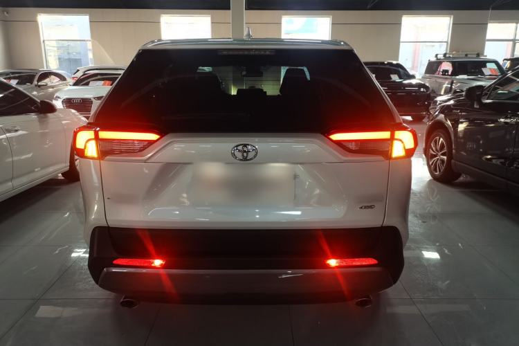 Used Toyota RAV4 2021 2.0L CVT 4x4 Style PLUS Edition
