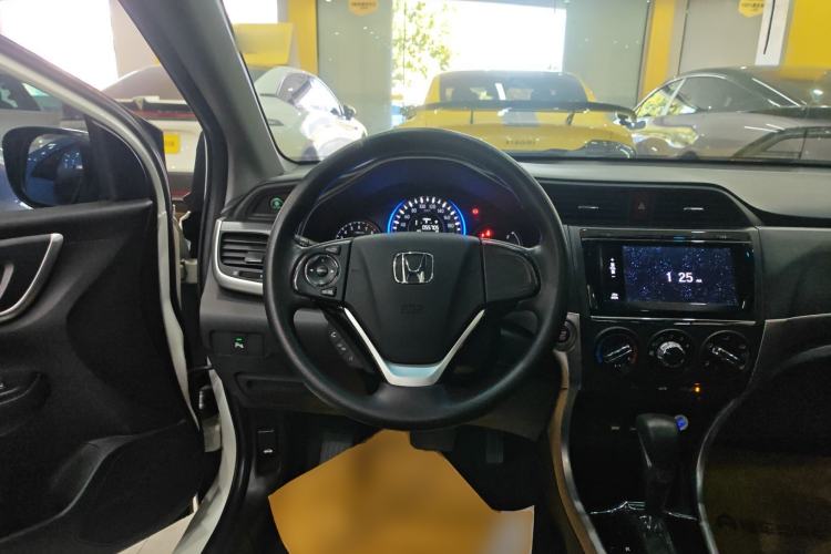 Used Honda Crider 2016 1.8L CVT Luxury Edition
