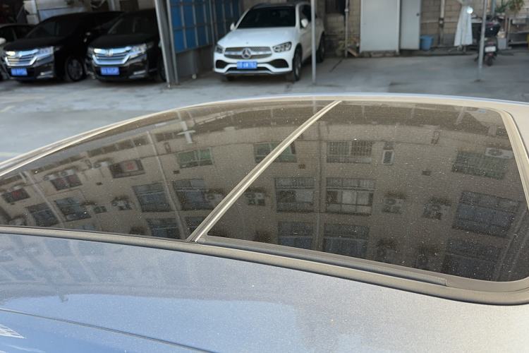 Used BYD Han 2022 DM-i 121KM Prestige Model