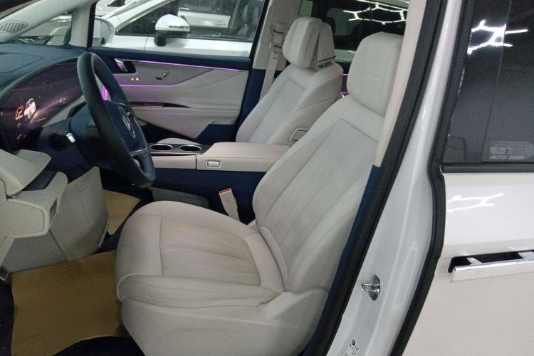 Used Buick GL8 New Energy 2024 Lu Zun Luxury Edition 7-Seater
