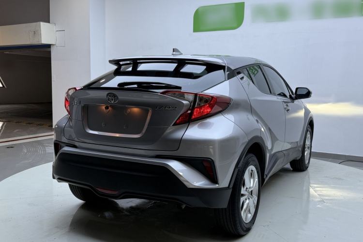 Used Toyota IZOA 2021 2.0L Yixing Version
