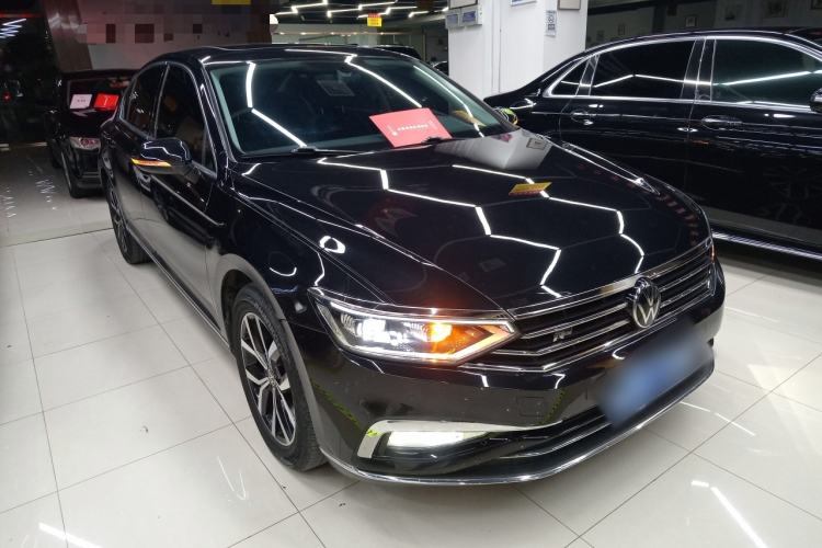 Used Volkswagen Magotan 2020 330TSI DSG Leading Model
