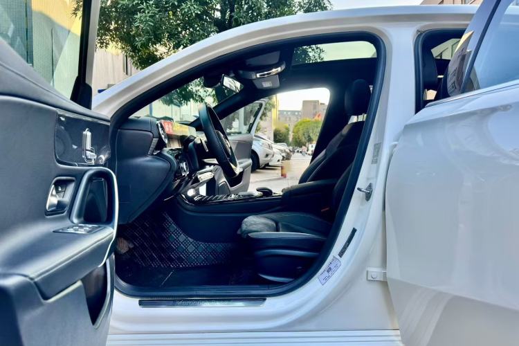 Used Mercedes-Benz A-Class 2020 Restyled A 200 L Sport Sedan Fashion Version
