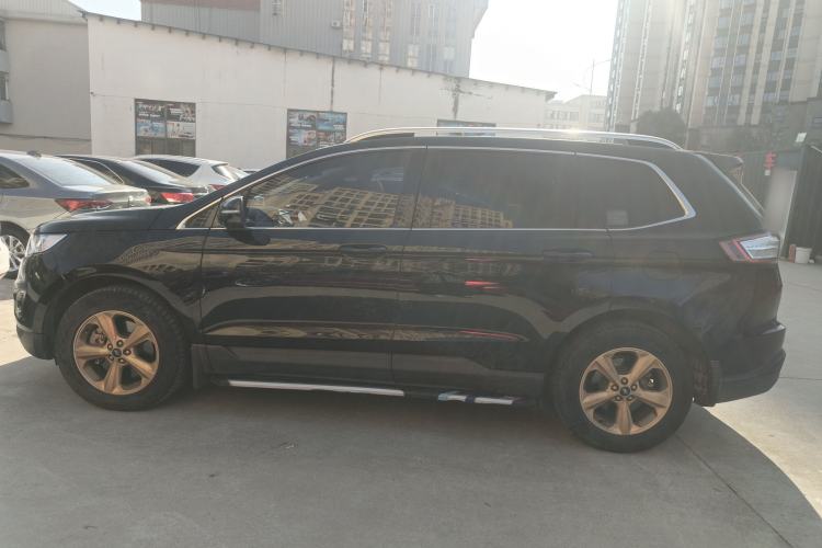 Used Ford Edge 2016 EcoBoost 245 Two-Wheel-Drive Titanium 5-Seater
