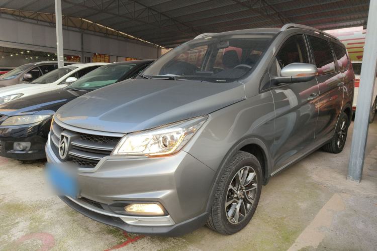 Used Baojun 730 2019 1.5T Manual Fashion Model 7-seater China VI
