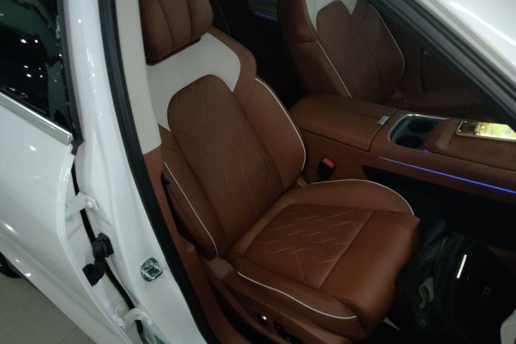 Used VOYAH FREE 2024 Ultra-Long Range Intelligent Driving Version
