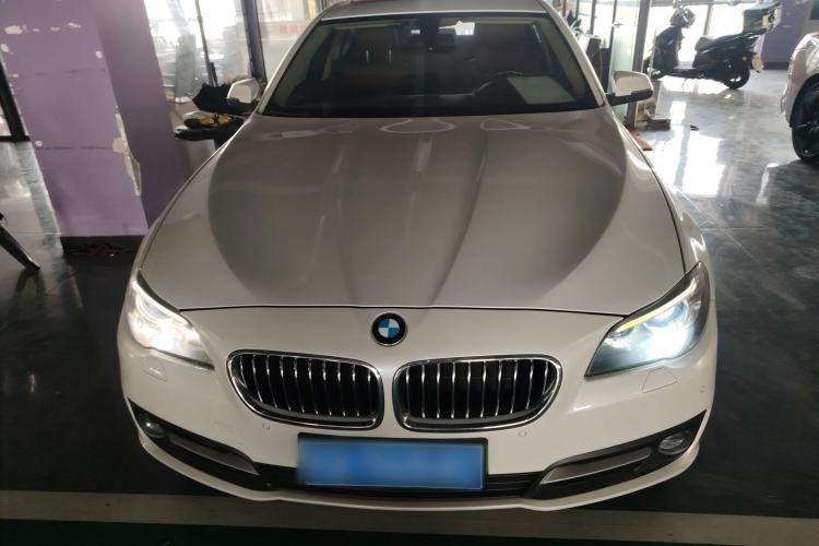 Used BMW 5 Series 2014 520Li Elegant Model
