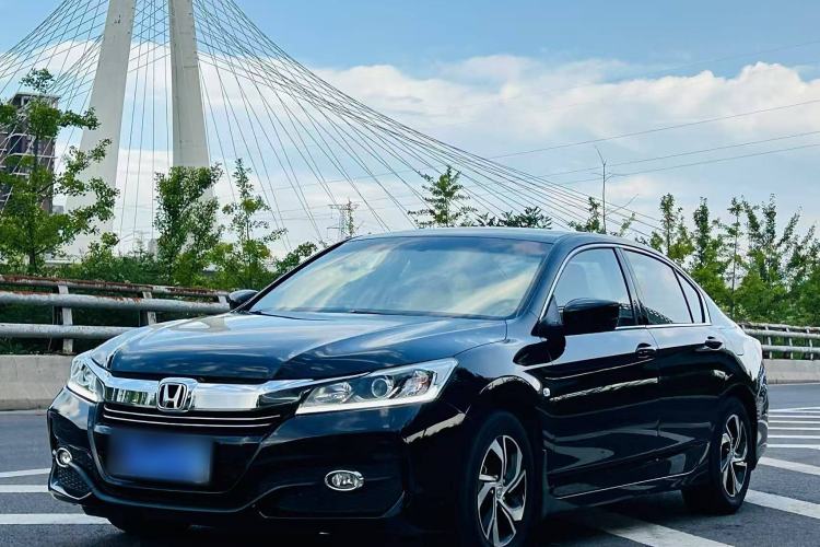 Used Honda Accord 2016 2.0L Comfort Edition

