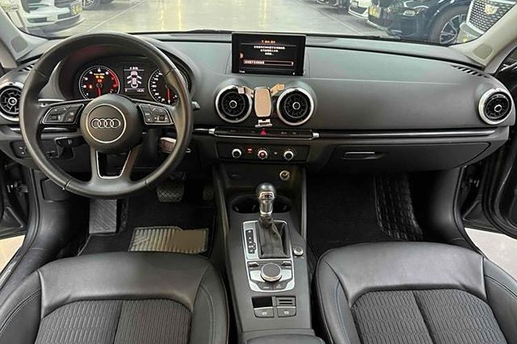 Used Audi A3 2020 Limousine 35 TFSI Fashion Edition China VI Emission Standard
