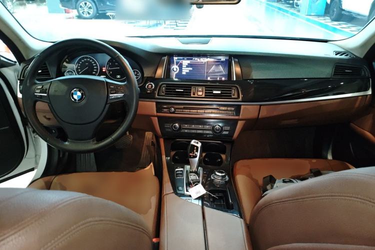 Used BMW 5 Series 2014 520Li Elegant Model