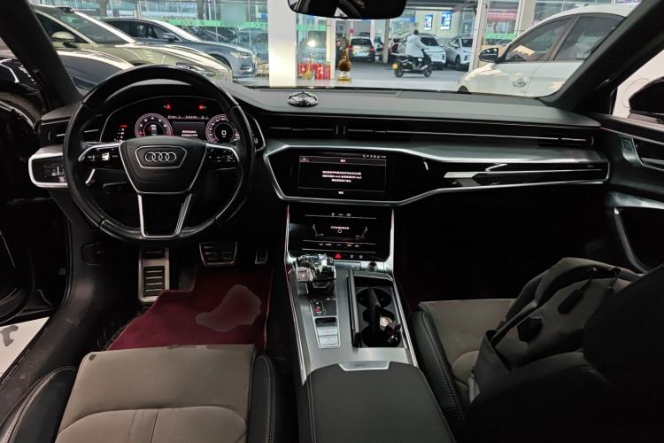 Used Audi A6L 2023 40 TFSI Luxury Dynamic Model
