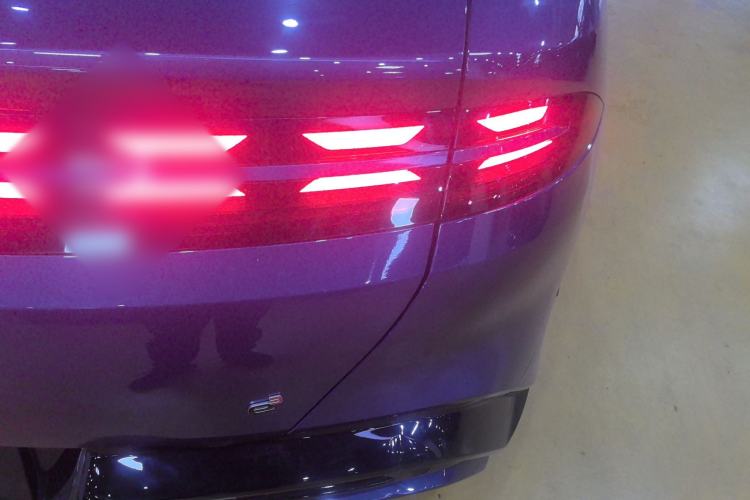 Used Denza Z9 2024 1100 km Four-Wheel Drive Max Version